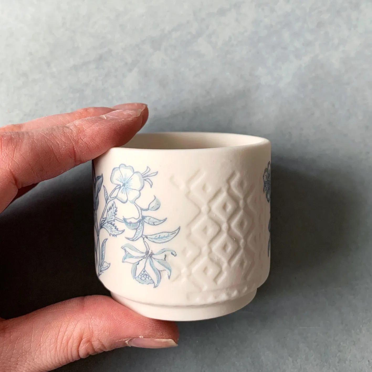 Alex Allday Azalea Ceramic Small Footed Tea Light Holder
