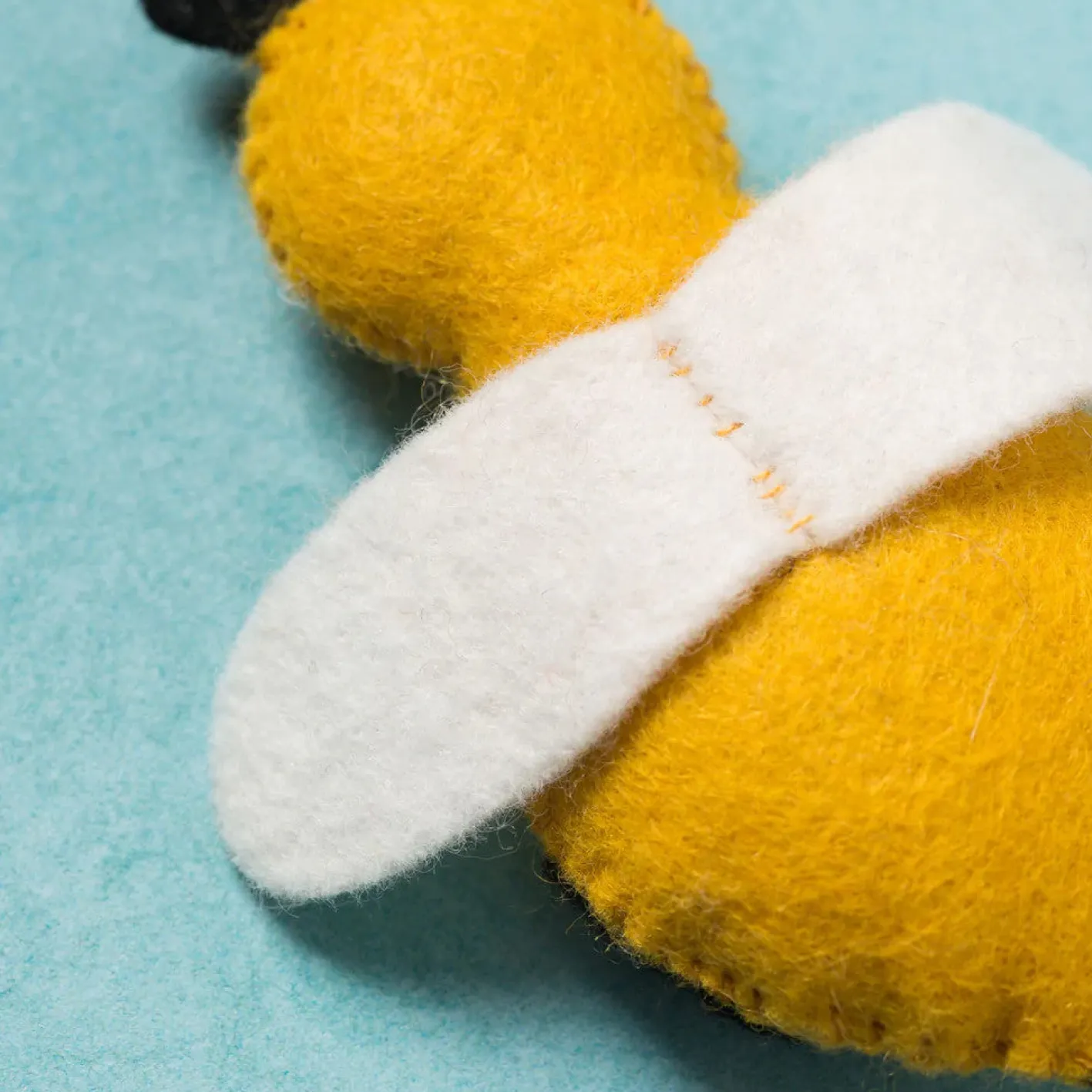 Corinne Lapierre Bee & Flower Wool Mix Felt Craft Kit
