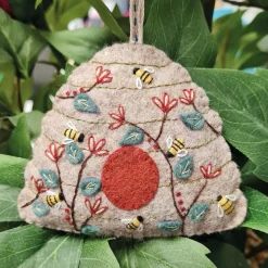 Corinne Lapierre Beehive Felt Craft Mini Kit