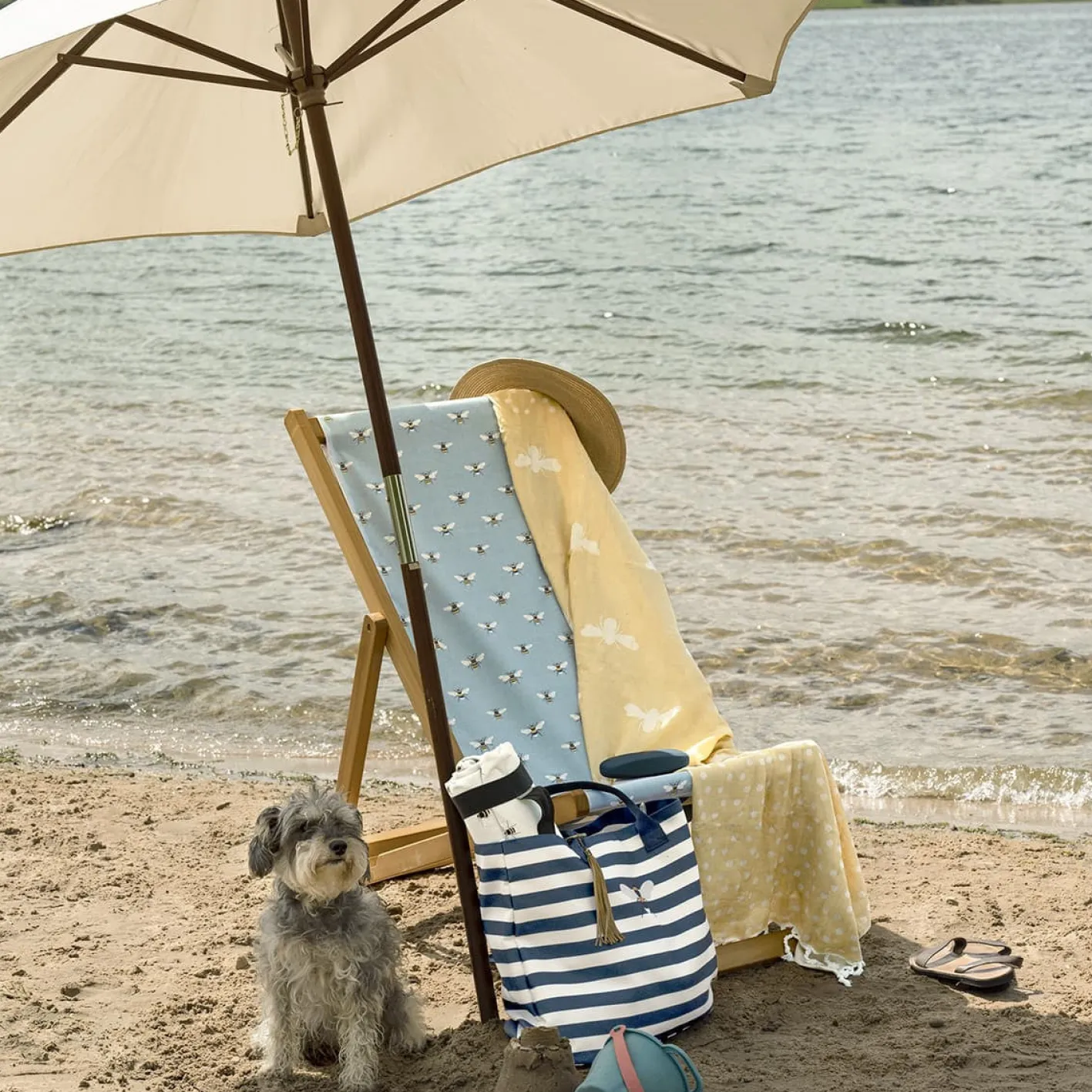 Sophie Allport Bees Hammam Towel