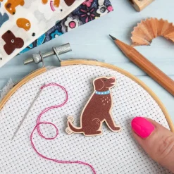Hawthorn Handmade Dog Magnetic Needle Holder