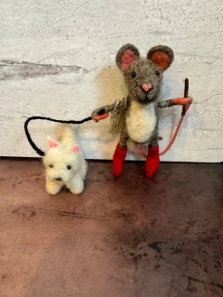 Sew Heart Felt Dog Walker Felt Mouse with Westie