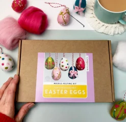 Bergin & Bath Easter Eggs Needle Felting Kit