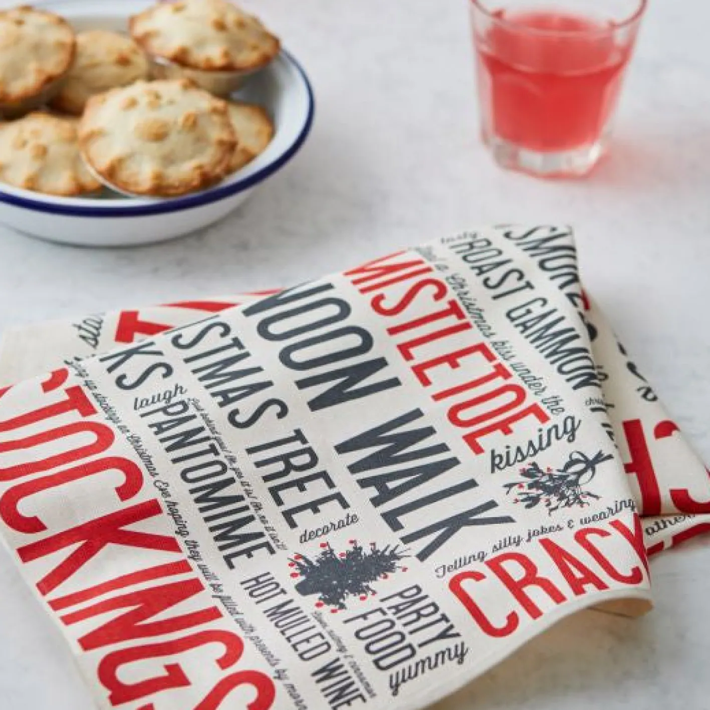 Victoria Eggs Festive Fun Napkin