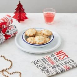 Victoria Eggs Festive Fun Napkin