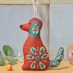 Corinne Lapierre Folk Dog Felt Craft Mini Kit