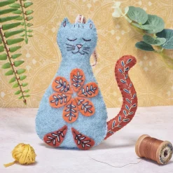 Corinne Lapierre Folk Embroidered Cat Craft Mini Kit