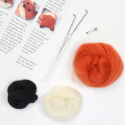Hawthorn Handmade Fox Brooch Felting Kit