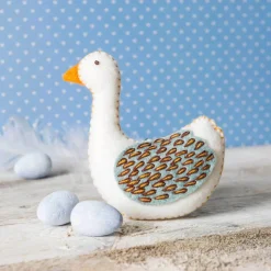 Corinne Lapierre Goose-a-Laying Felt Craft Mini Kit