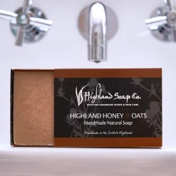 The Highland Soap Company Highland Honey & Oats Handmade Natural Soap 190g