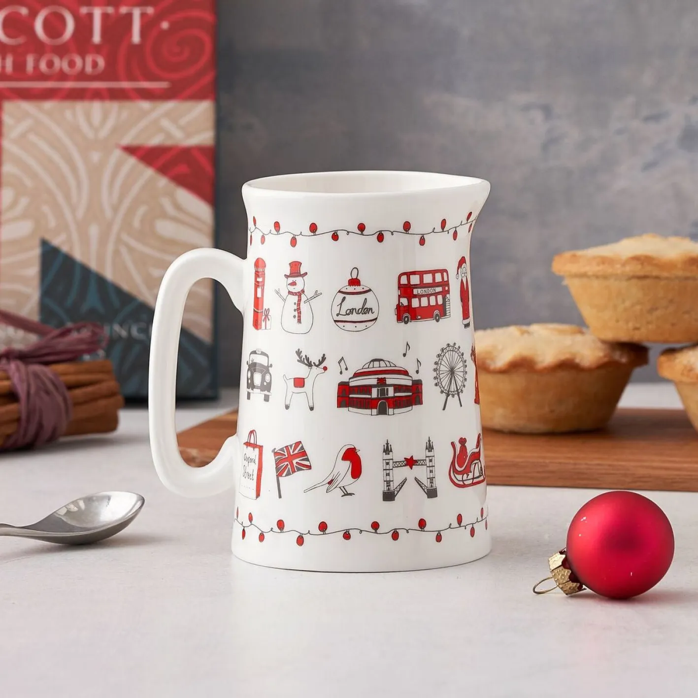 Victoria Eggs London Christmas Half Pint Jug