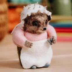 The Crafty Kit Co. Mrs Tiggy-Winkle Needle Felting Craft Kit