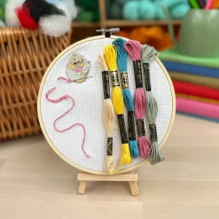 The Crafty Kit Co. Mrs Tiggy-Winkle Needle Minder