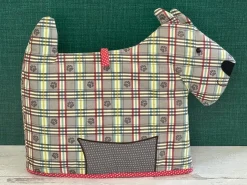 Ulster Weavers Scottie Dog Shaped Tea Cosy