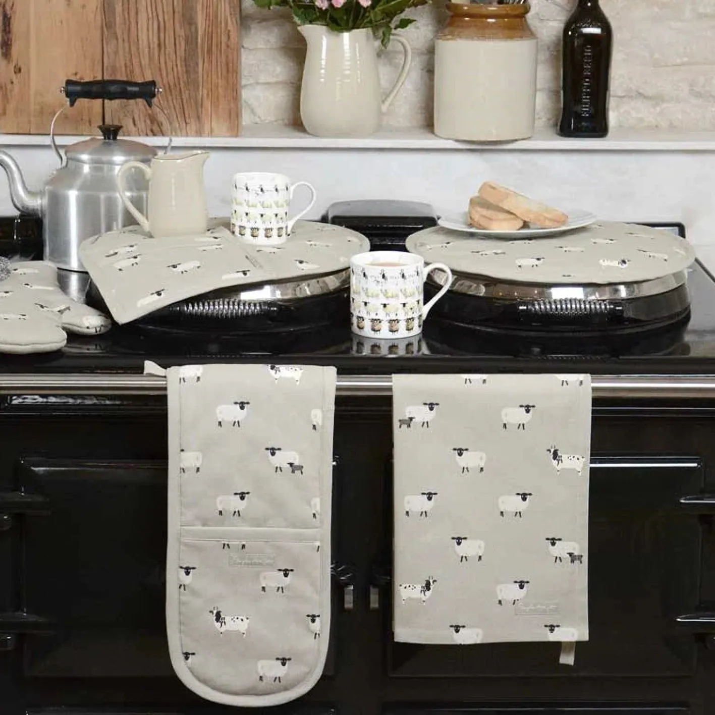 Sophie Allport Sheep Double Oven Glove