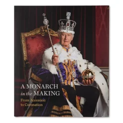 Dunoon The Making of a Monarch Book by The Royal Collection
