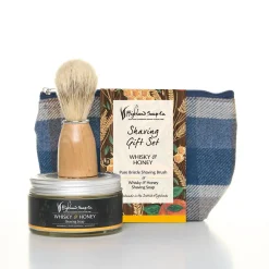 The Highland Soap Company Whisky & Honey Wash Bag & Shaving Kit