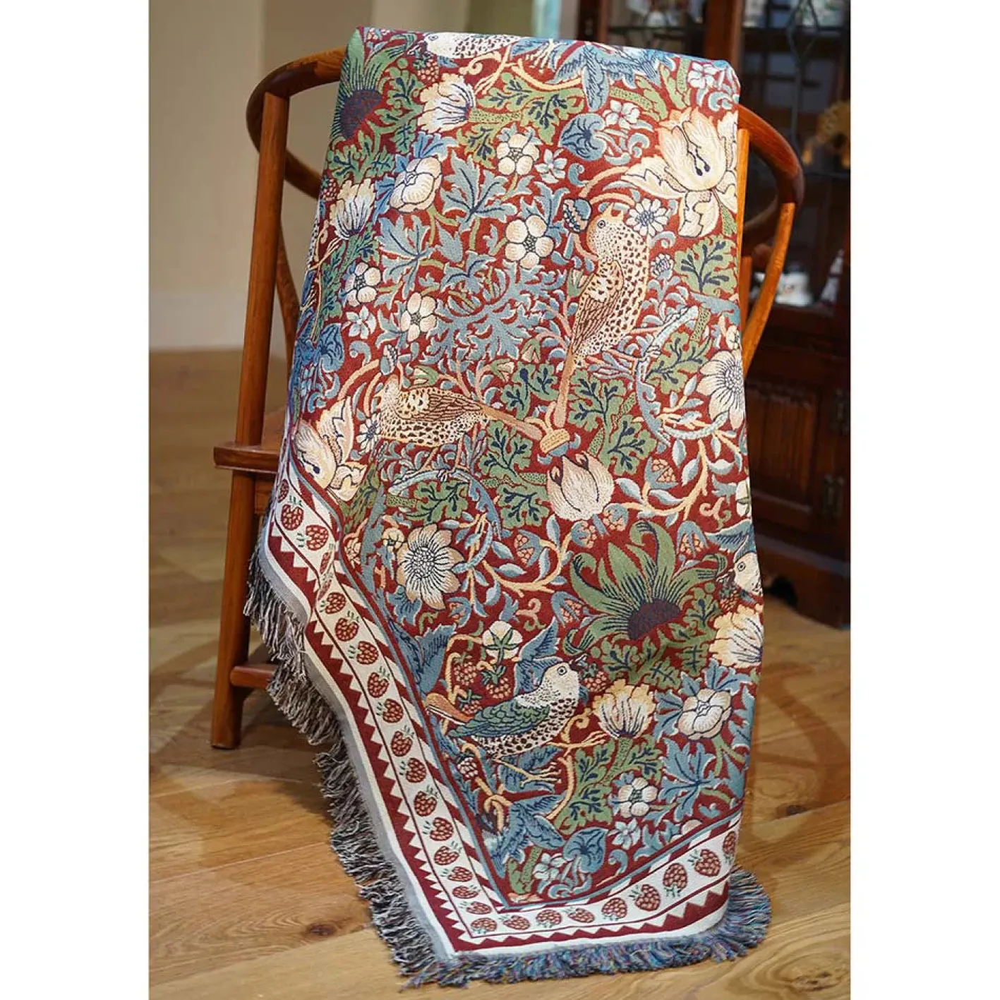 Signare William Morris Strawberry Thief Red Tapestry Throw